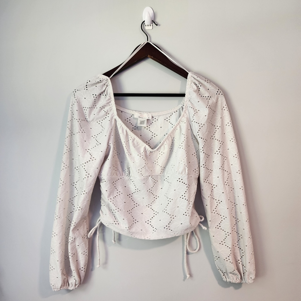 Urban Romantics White Crop Long Sleeve Sz M